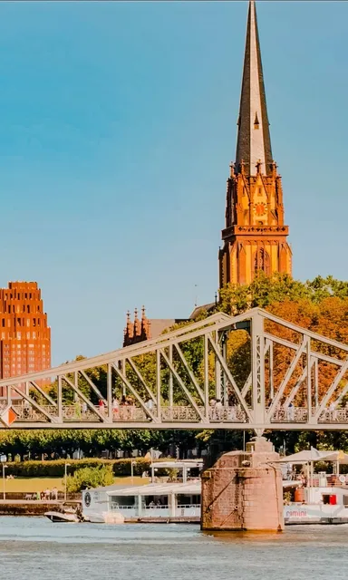 🇩🇪 Frankfurt | Soaking in the Vintage Romance of the City!