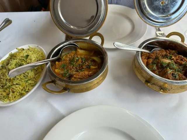 Delicious Food & An Unforgettable Indian Feast! 🍛🌶️✨