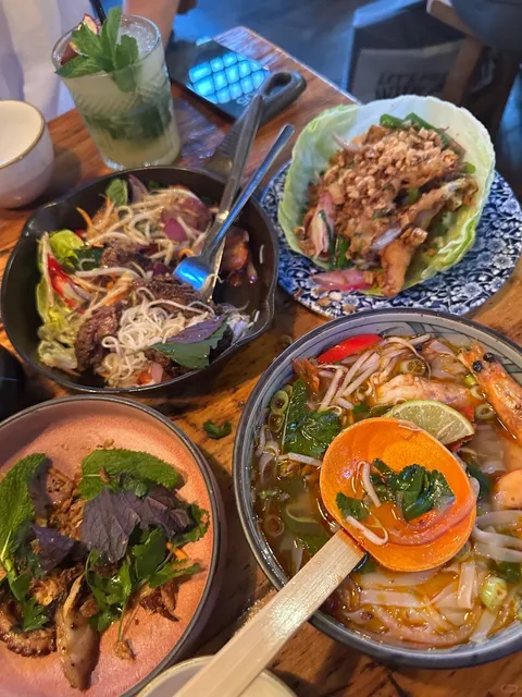 🇬🇧 London | This Vietnamese Restaurant is Absolutely Incredible! 🍜✨