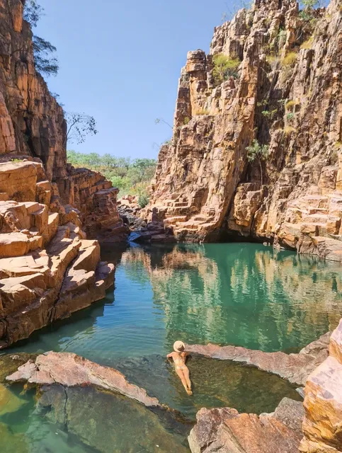 Must-Visit Swimming Spots in Darwin! 🏖️