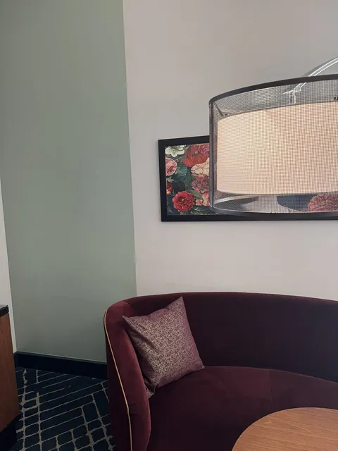 10/10 Stay – Eric Made It Perfect! 🎉🏙️