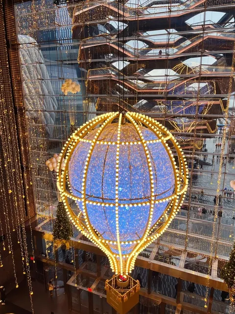 New York, the Most Romantic Season of the Year 🎄✨