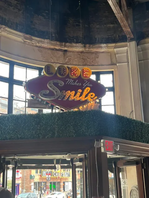 Such a Great Spot! 🎶🍻