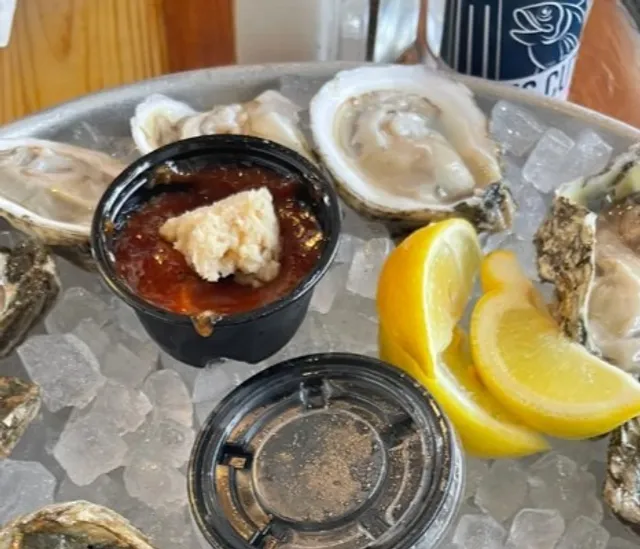 🦪 Sorry Charlie's Oyster Bar Savannah | A Lively 