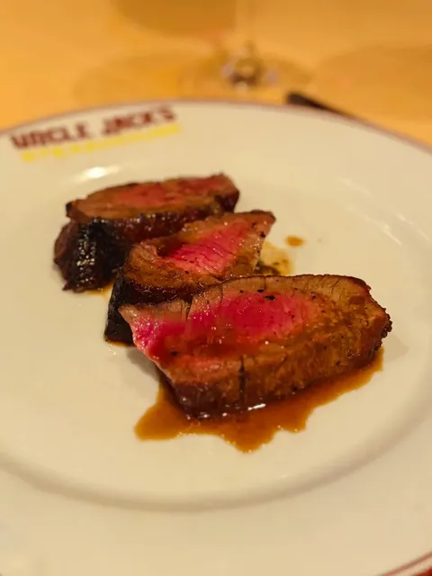 Bayside Restaurant Visit: A Classic Steakhouse Worth Trying 🌟