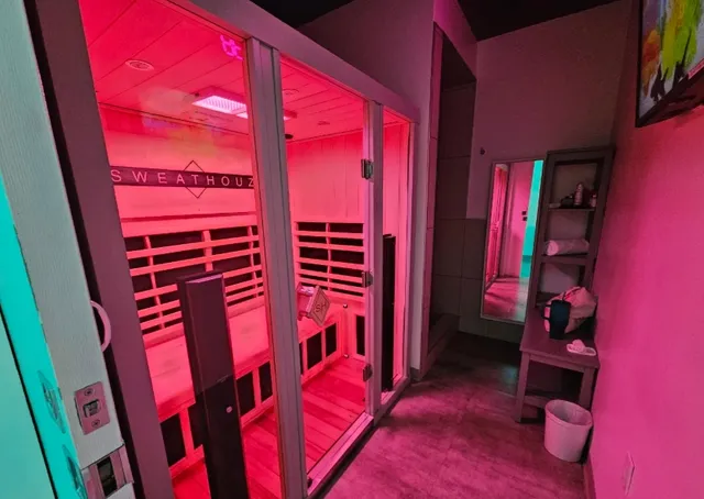 Dallas | Store Exploration | SweatHouz