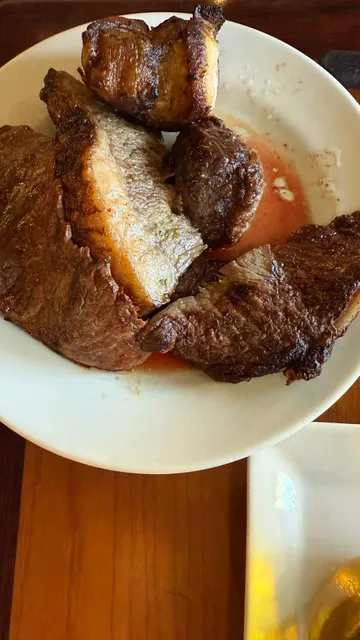 Erge Eatery & Beef Grill 🥩 | An Honest Atlanta Food Review