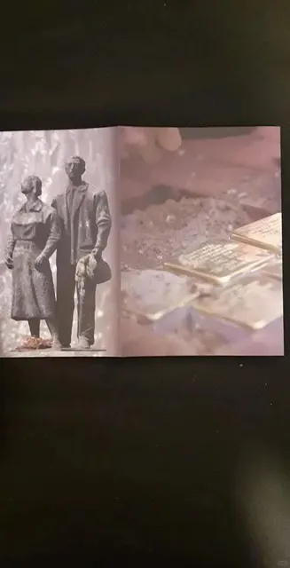 The Golden Streets of Oss: A Hidden History Beneath Your Feet ✨🏘️