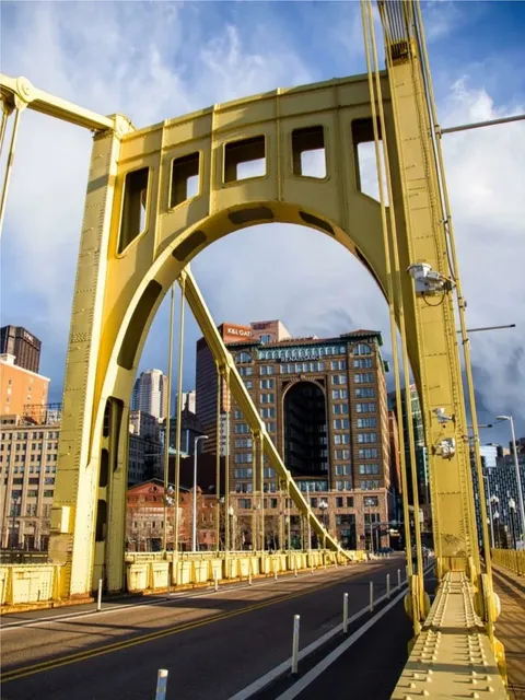 🇺🇸 Pittsburgh Travel Alert: Don't Wing It!