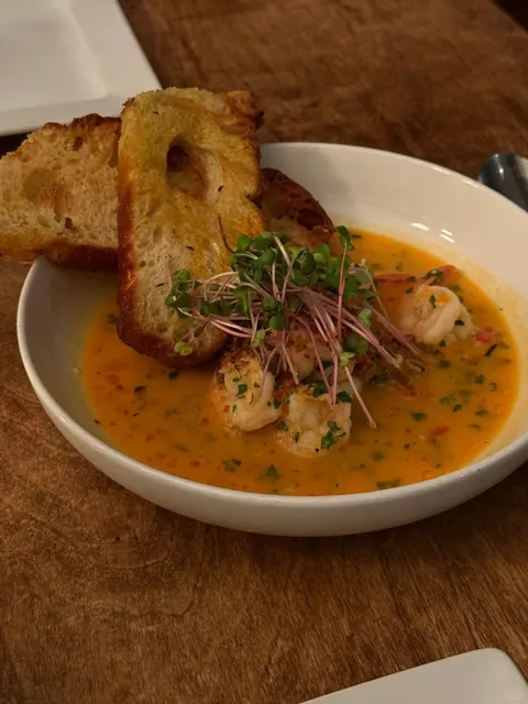 ​​Tuscany Restaurant – Bowen Island's Cozy Italian Hideaway! 🏝️🍕​​