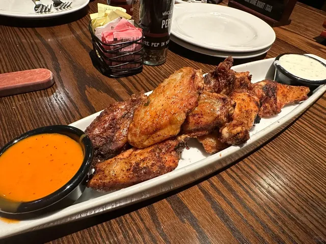 Madison Food Review: LongHorn Steakhouse 🥩