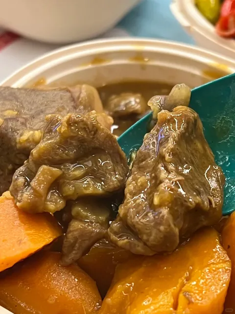 LA｜A Bowl-Style Spot Packed with Locals in Burbank