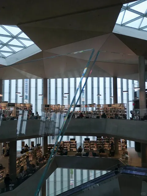 🇳🇴 Oslo Public Library × Snøhetta 📚✨🏙️