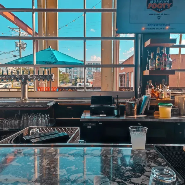 🍻 Charlotte Diary: State of Confusion & Craft Beer Confessions