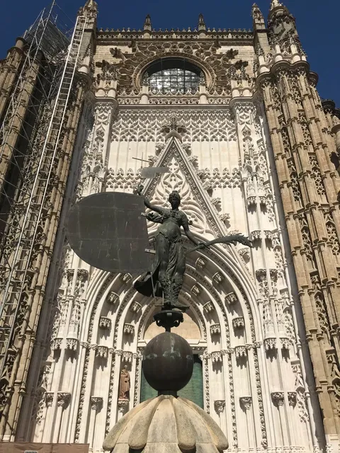 Seville 🇪🇸 | A Magical Encounter with Seville Cathedral ⛪️