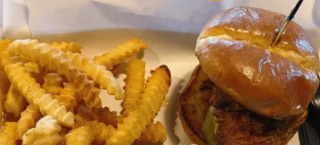 St. Louis Southern-Style Fried Chicken 🍗