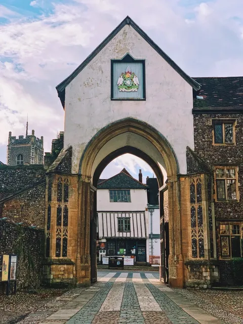 Stroll｜Norwich, UK｜A Journey Through Enchanting Medieval Times
