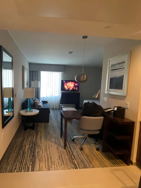 💰 Student-Friendly & Safe Hotels in San Jose! 🎒🏨