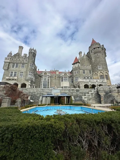 A Stunning Medieval-Style Castle! 🏰✨