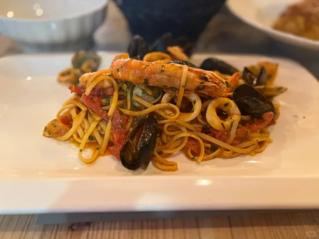 🚣‍♀️ Venice Riverside Gem 🚣