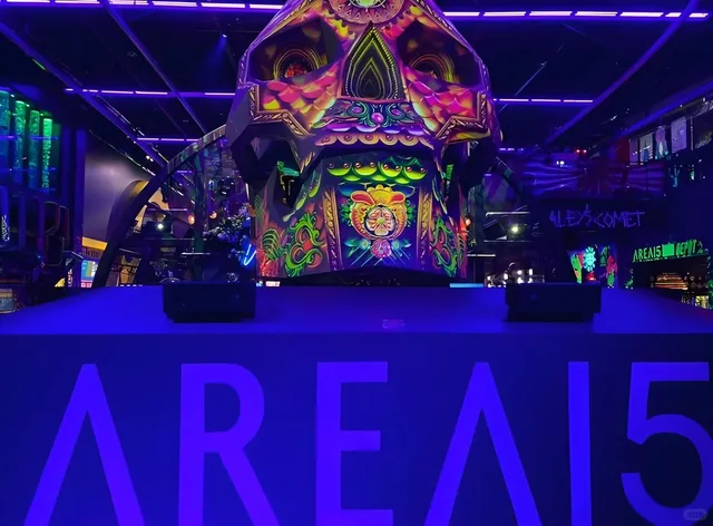 Las Vegas Hidden Gem — AREA15: Immersive Cyberpunk Playground 🚀