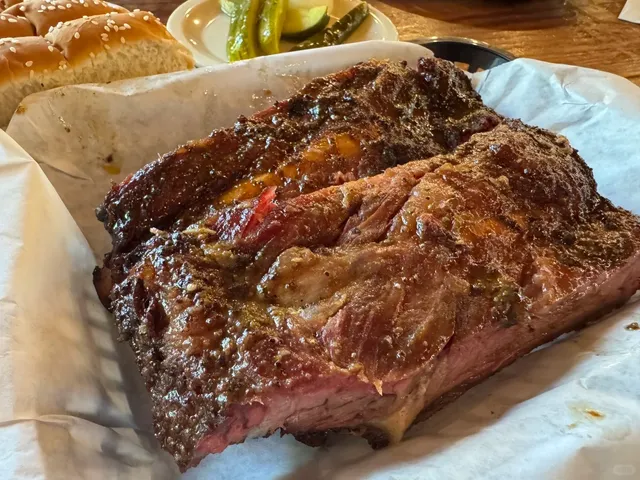 Austin BBQ Road Trip: 6 Texas Legends You Must Try 🍖🚗