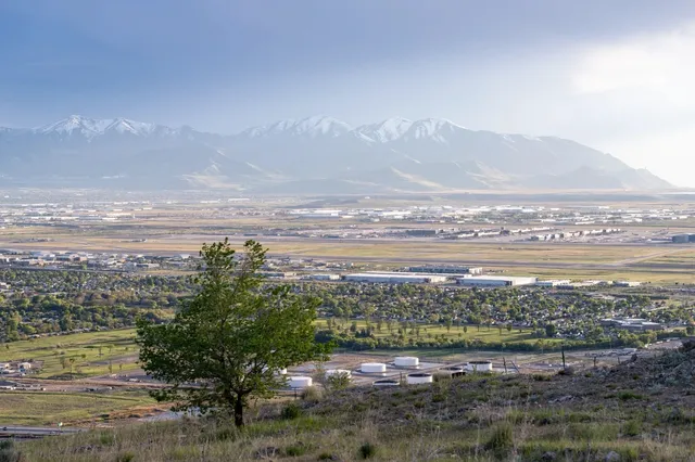 Tunnel Springs Park in Salt Lake City is So Photographic! 📸🌄