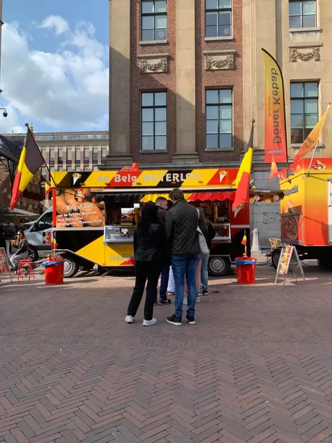 Weekend Stroll Through Groningen's Fish Market 🐟🦐
