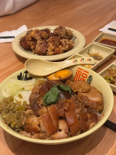 🇪🇸 What to Eat in Madrid｜Found a Tender & Non-Greasy Braised Pork Ri