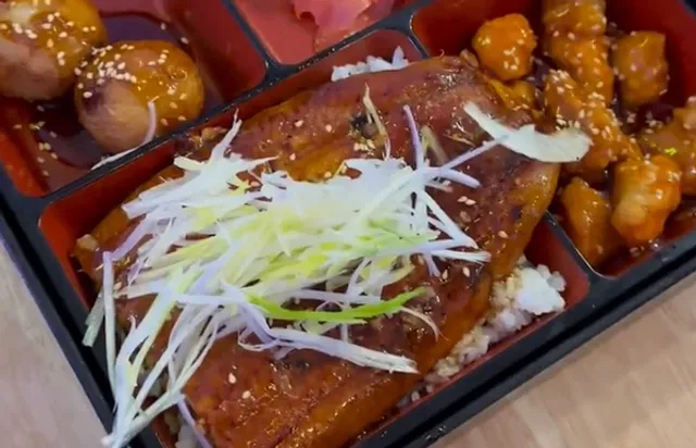 🍽️ Montreal Budget Food Guide + Walking Route Map 🗺️