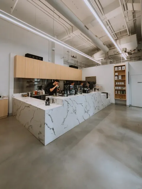 Chicago Cafe Series | ☕️ | Espresso and Milk