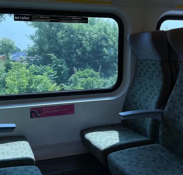 🚂 Toronto Escape: $10 Burlington Day Trip (Car-Free!)