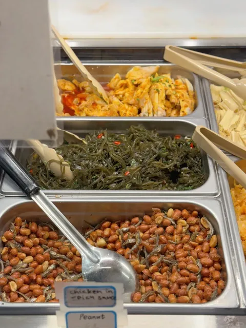 LA Area / Irvine | Why Does This Chain Have EVERYTHING? 🤔