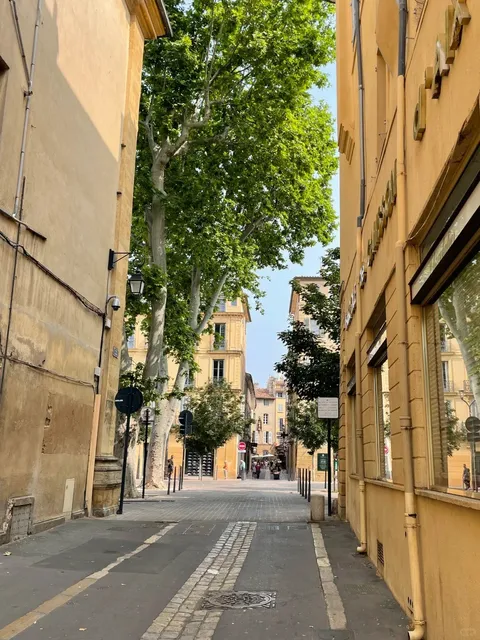 Wandering the Streets of Aix (Part 1) ✨