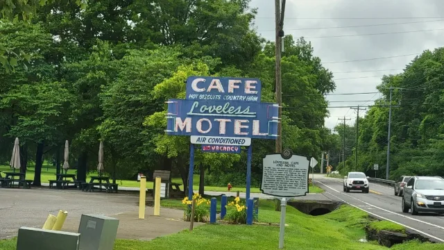 Sharing Some Love for Loveless Cafe… 💖🍳