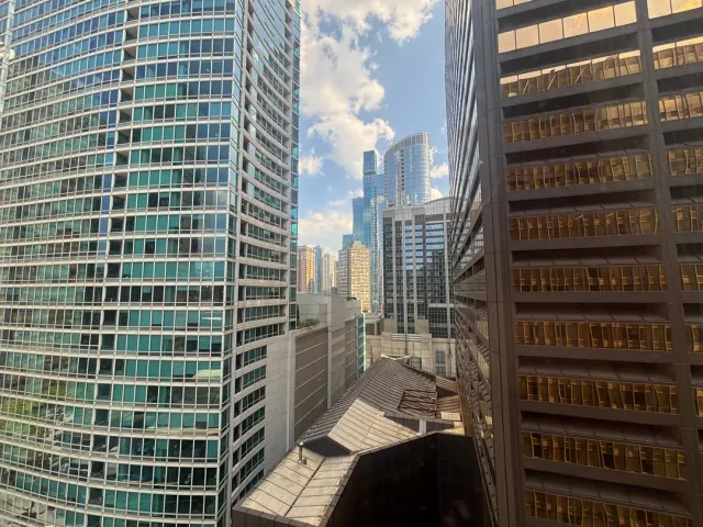 📍 A Fantastic Hotel in a Perfect Location! 🏨🌟