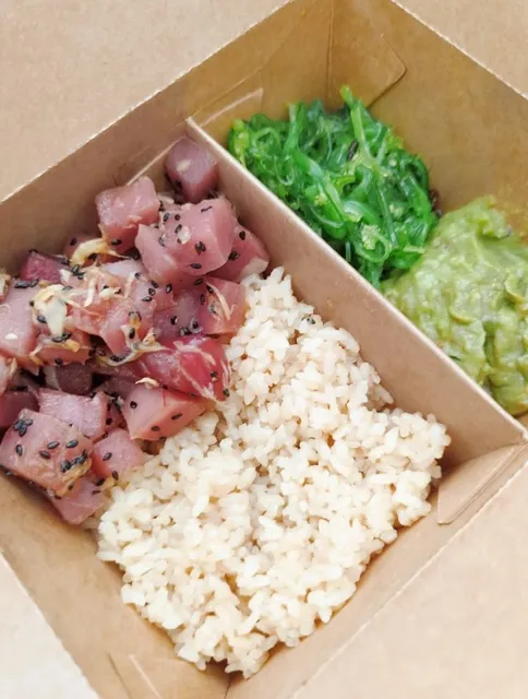 🍣 Mola | An Upscale Sushi & Japanese Culinary Journey