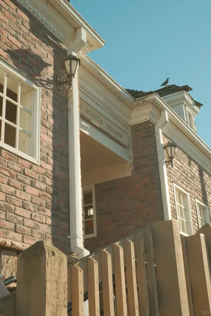 🏰 A Free “European Fairy Tale Park” Hidden in Cerritos ✨