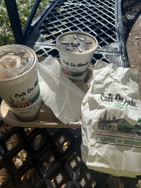 New Orleans Food & Drinks Journey – Bites & Sips 🍹🍤