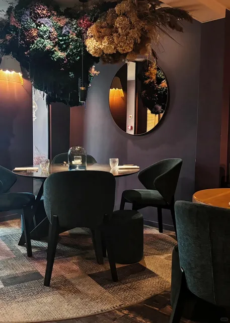 Paris Michelin Exploration • Qui plume la lune 🌟