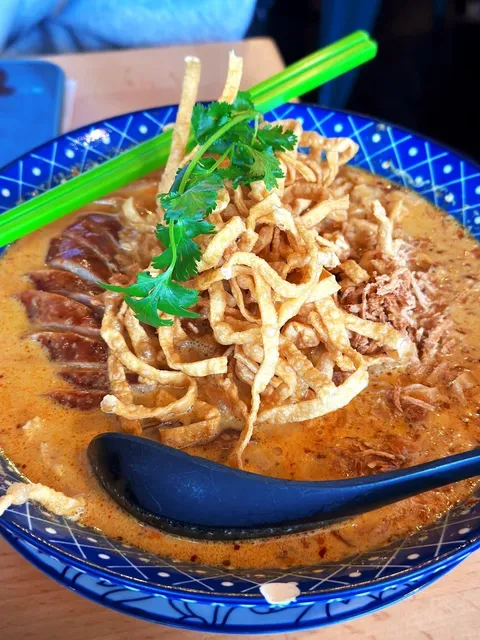 This Long Beach Thai Spot Totally Hits the Spot! 🇹🇭