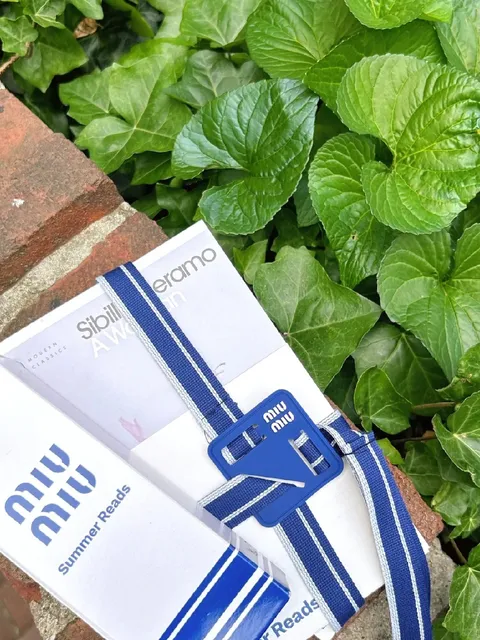 West Village, New York | Miu Miu Summer Reads 📘 Blueberry Popsicles 