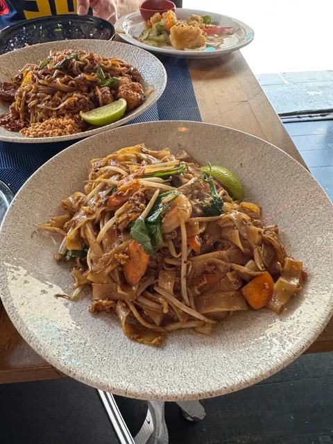 💰 A FEAST in London for JUST £6⁉️ Ultimate Money-Saving Hack! 🍜  