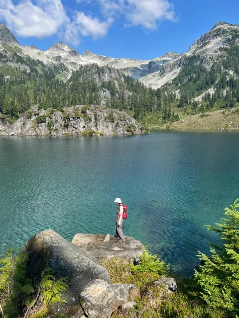 Vancouver Surroundings: Such a Beautiful Trail Exists!