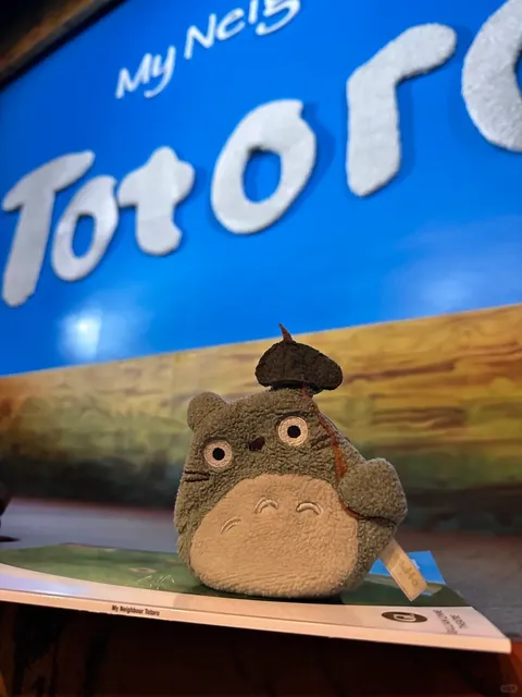 🇬🇧 Totoro Comes to Life on London's West End Stage! 🎭🐾