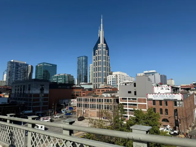 What a Beautiful Bridge and Free Parking! 🌉🅿️