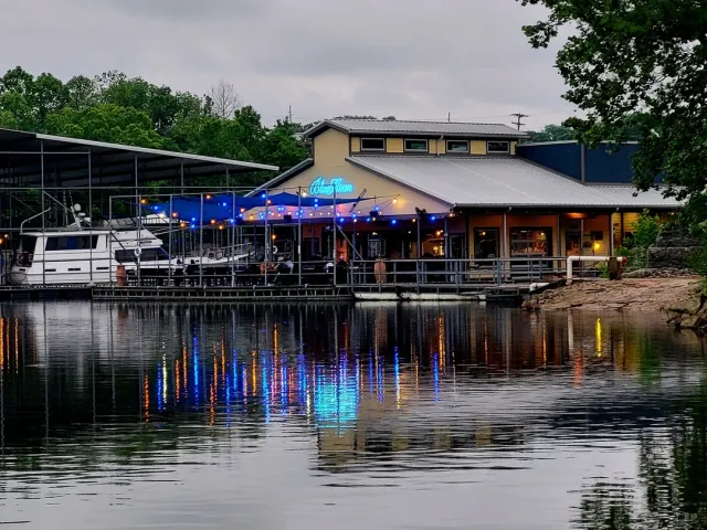 A Wonderful Evening on the Tiki Cruise! 🍹🌴