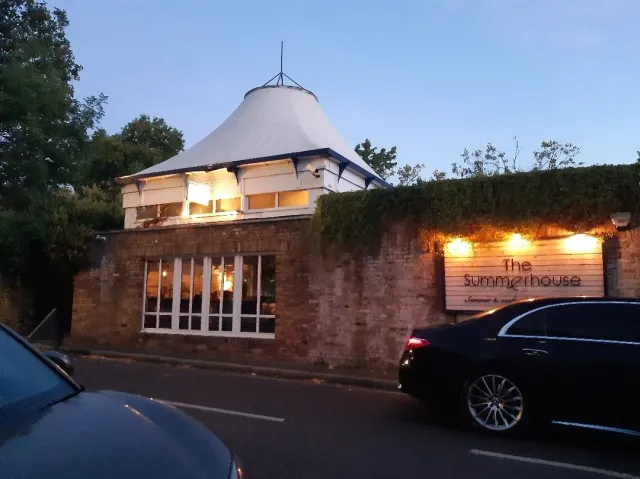 A Hidden Gem... Highly Recommended! 