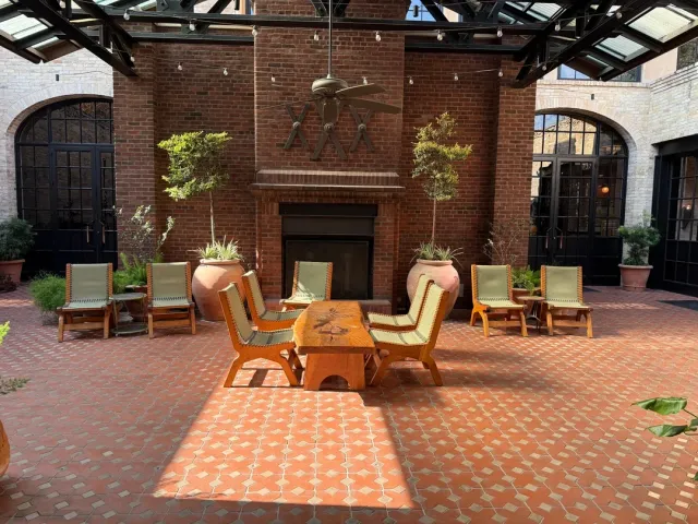 The Queen of Hotels 👑🏨