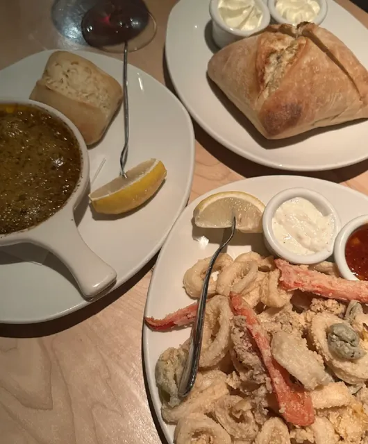 ​​Banff Steakhouse Pick | The Keg – Reliable Steaks & Free Bread​​ 🥩